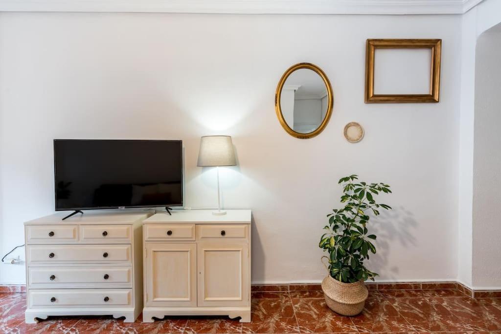 Santa Justa Urban Apartment Севилья Экстерьер фото