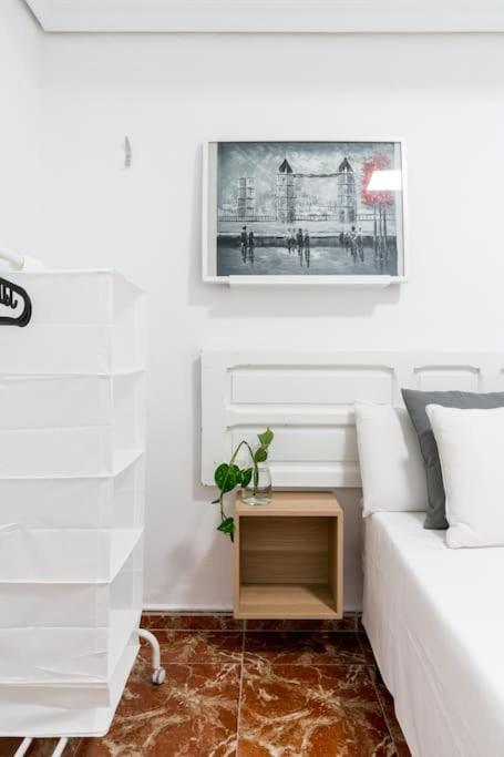 Santa Justa Urban Apartment Севилья Экстерьер фото