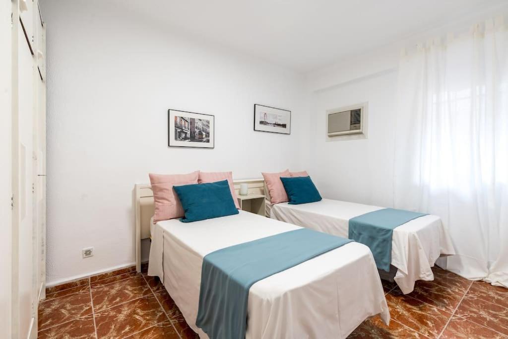 Santa Justa Urban Apartment Севилья Экстерьер фото
