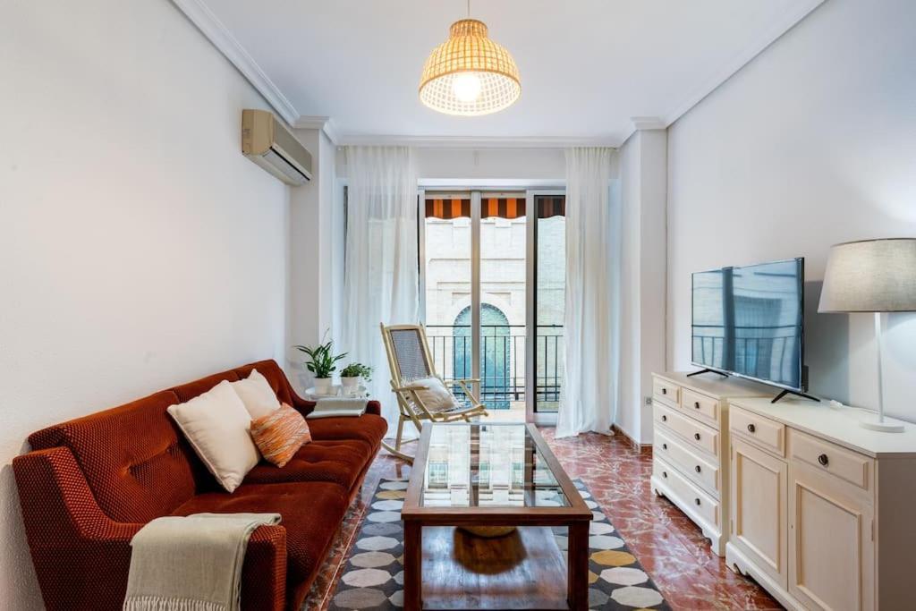 Santa Justa Urban Apartment Севилья Экстерьер фото