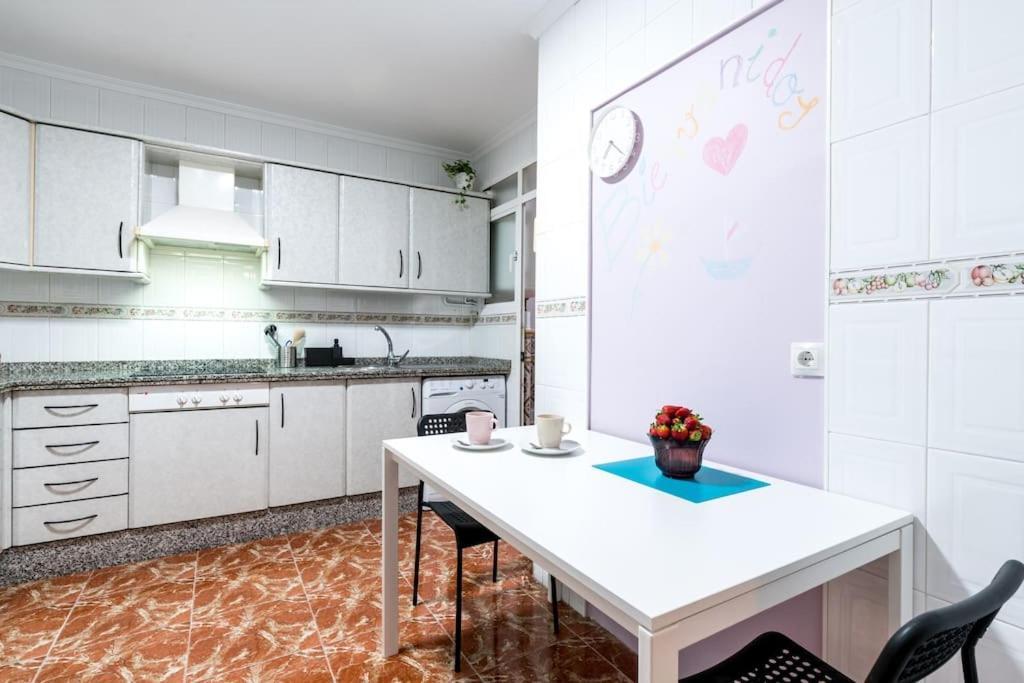 Santa Justa Urban Apartment Севилья Экстерьер фото